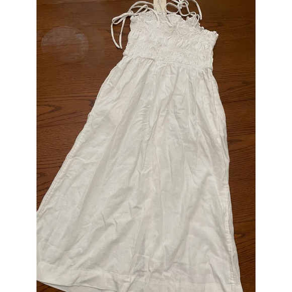 NWT Universal Thread White Dress- Size S - Picture 3 of 11
